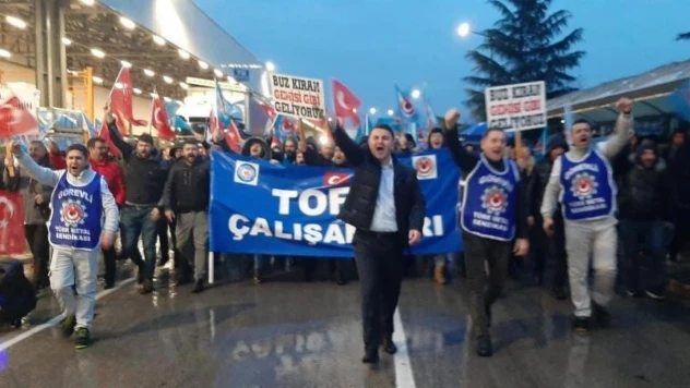 150 bin metal işçisinin sözleşme sevinci...Yüzde 102 zam aldılar