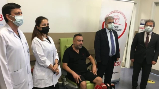 Yerli aşı gönüllülere uygulandı