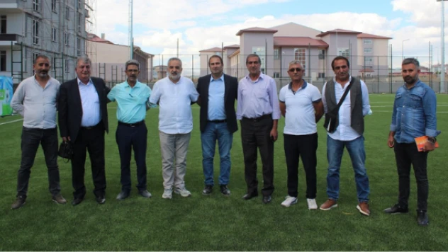 Doğubeyazıt'ta 4 takım aynı anda liglerde!