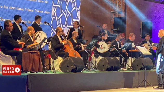 İshak Paşa Sarayı Yunus Emre'nin dizeleriyle yankılandı