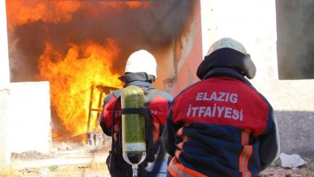 8 ayda bin 119 yangına müdahale ettiler!