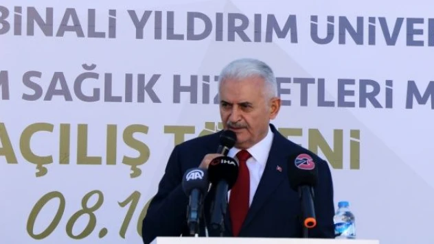 Binali Yıldırım'ı duygulandıran açılış