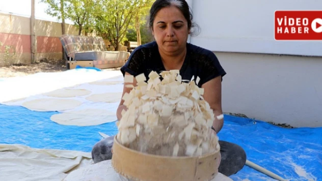 Elazığ'da kadınlar imece usulü kışa hazırlanıyor