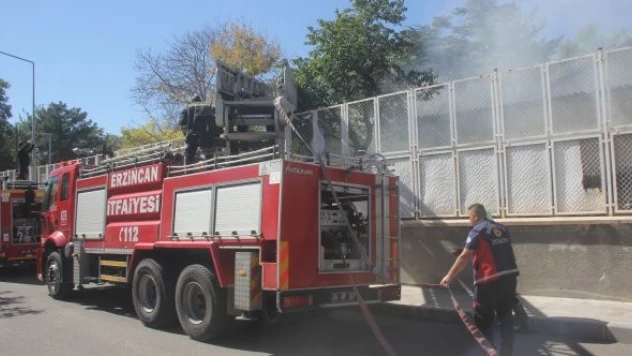 Erzincan'da ordu evinde yangın
