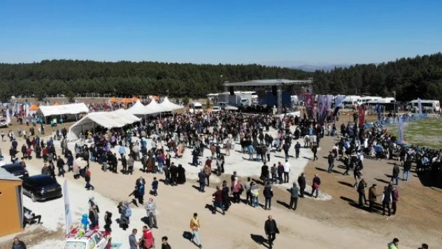 Festival renkli görüntülere sahne oldu