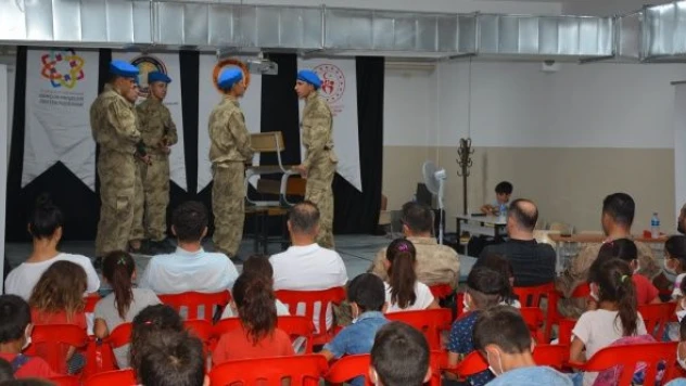 Silopili Öğrencilerin Tiyatro Sevinci