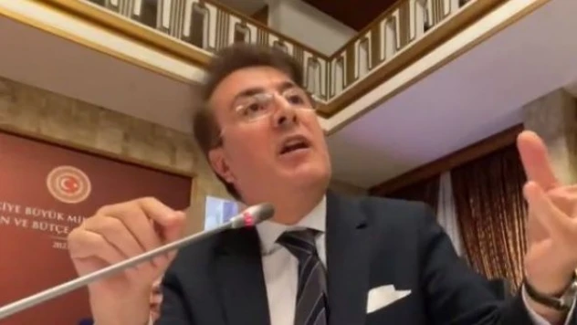 Milletvekili Aydemir: "Bir taraftan şeytan taşlıyoruz, bir taraftan tavaf yapıyoruz"