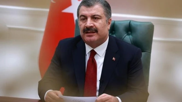 Bakan Koca: &quotOkulların kapanma ihtimali gündemimizde değil&quot