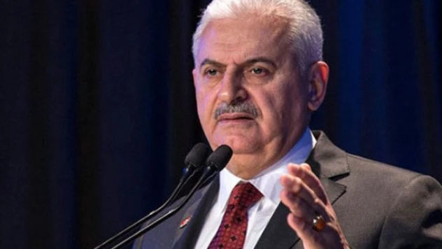 Binali Yıldırım : 'Yolları böleriz ama Türkiye'yi böldürtmeyiz' 