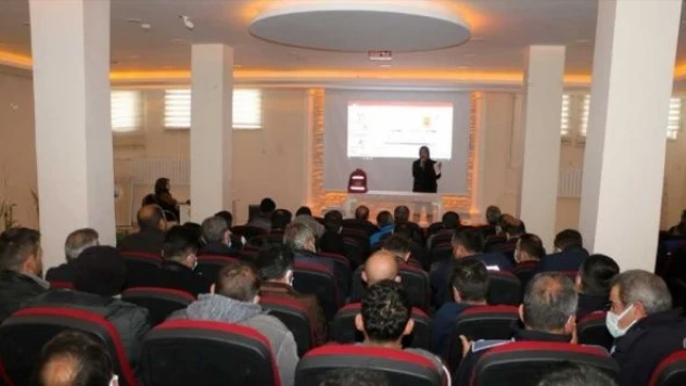 AFAD'dan Aziziye belediye personeline doğal afet eğitimi