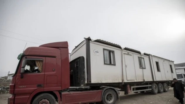 Erzurum'daki depremzedelere yardımlar devam ediyor