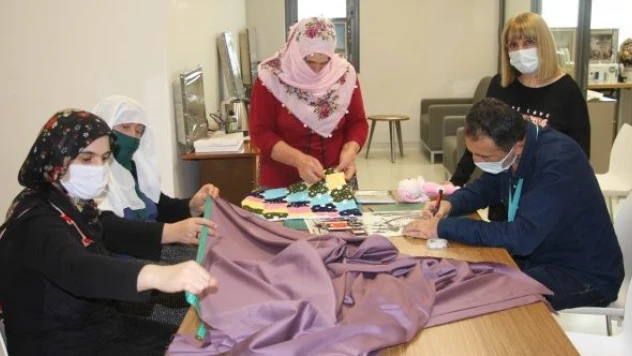 Hastanede açılan kurs, hasta yakınlarına moral oluyor