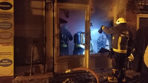 Özalp ilçesinde iş yerinde yangın çıktı