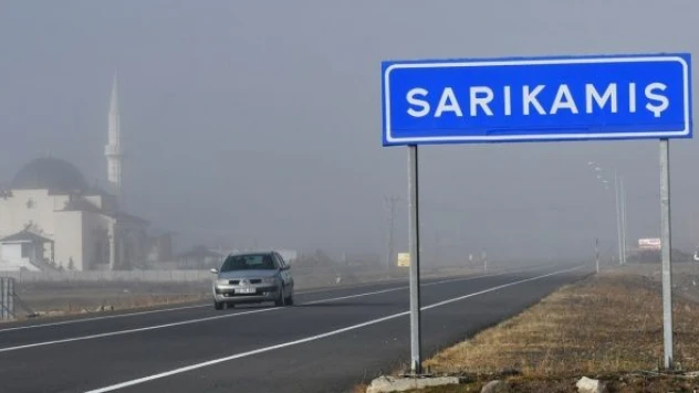 Sarıkamış'ta yoğun sis etkili oldu