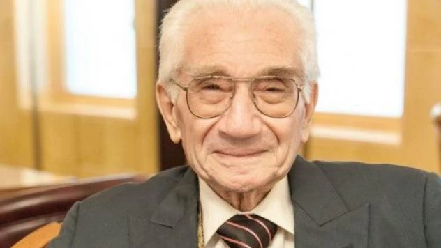Devlet sanatçısı Prof. Dr. Alaeddin Yavaşca vefat etti