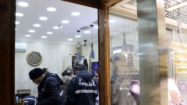 Erzurum'da kuyumcuya silahlı saldırı!