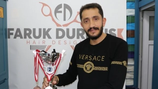 Erzurumlu berberlerin gururu oldu