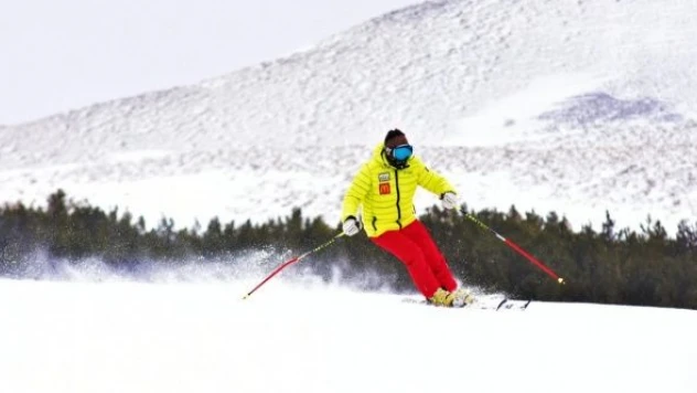 Palandöken'de karın tadını çıkardılar