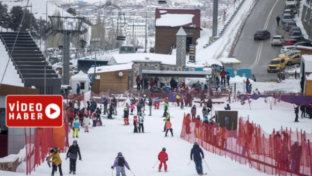 Palandöken'de hafta sonu yoğunluğu yaşanıyor