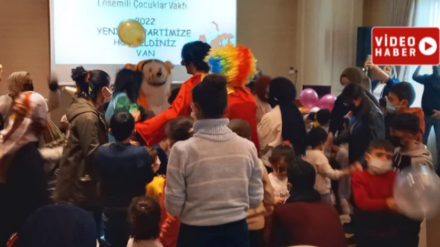 Van'da lösemili çocuklar için yılbaşı etkinliği düzenlendi