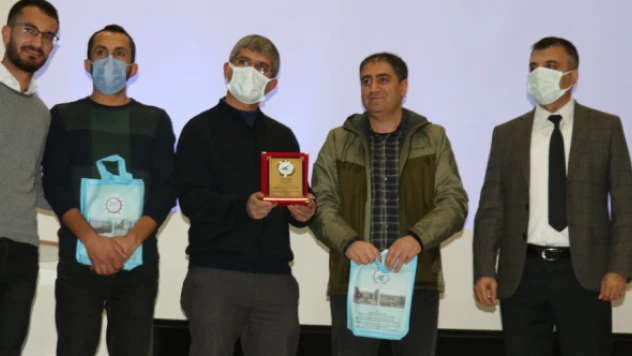 Bilgi yarışmasının kazananı Pandemi Takımı oldu