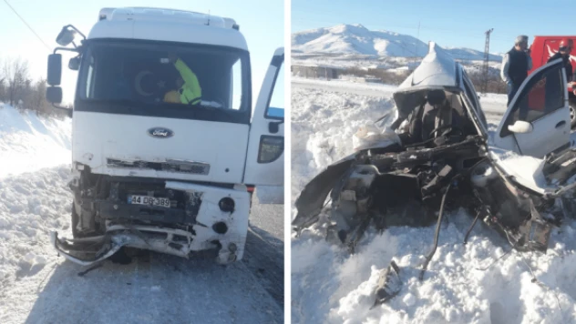 Hurdaya dönen araçtan yaralı olarak kurtuldu