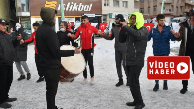 Milli kayakçı Fırat, memleketinde coşkuyla karşılandı