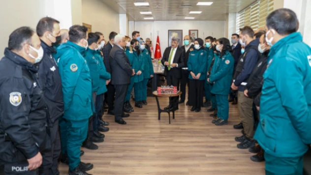 Vali Bilmez Kapıköy Gümrük Kapısı'nı ziyaret etti