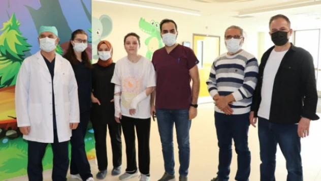 2 kez kalbi duran genç kız yaşama böyle tutundu!