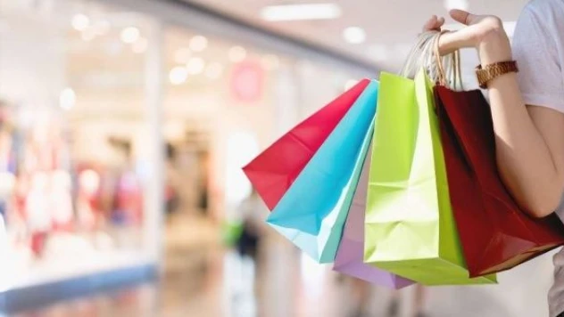 AVM'ler in, internet alışverişi out