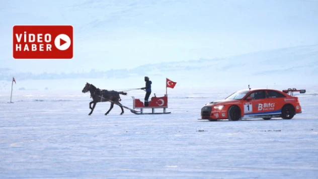 Çıldır Gölü'nde yarıştılar