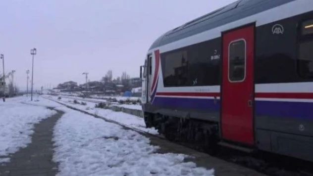 Kars'ta eski demir yolu çalışanları Doğukapı Sınır Kapısı'nın açılmasını istiyor