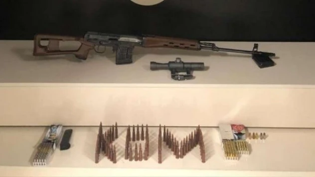 Van'da keskin nişancı silahı ele geçirildi