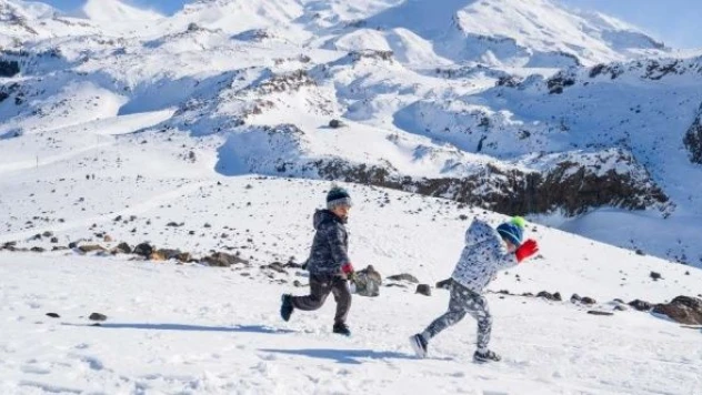 Bingöl'de eğitime kar engeli