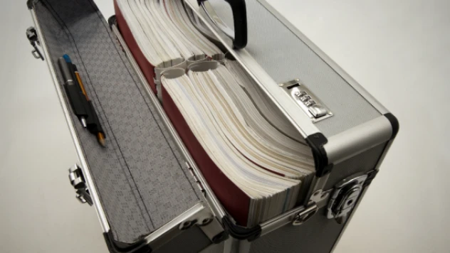 Erzurum'da evrak çantalarının süngerine emdirilen uyuşturucular böyle bulundu !