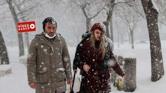 İstanbul: kar, tipi, boran