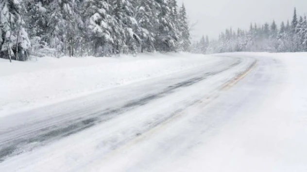 Kars-Göle yolu ulaşıma kapatıldı