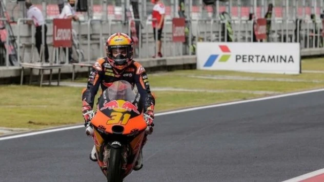 Milli motosikletçi Deniz Öncü, Endonezya'dan puanla döndü