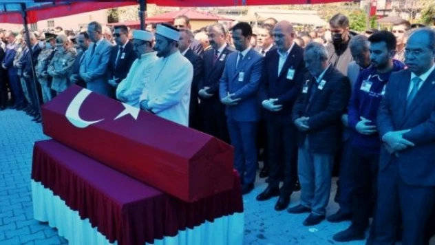 Şehit Uzman Çavuş Avan son yolculuğuna uğurlandı