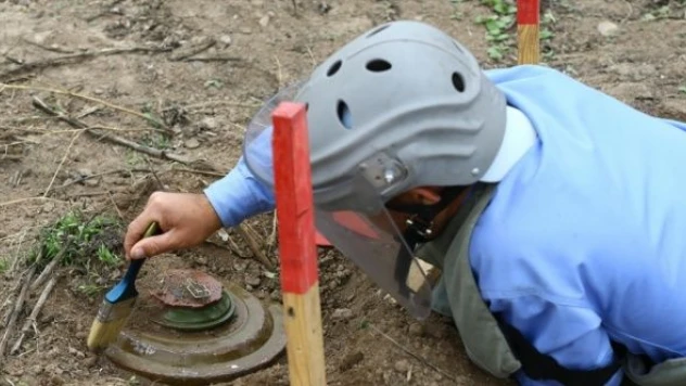 Azerbaycan, 55 binden fazla mühimmatı imha etti!