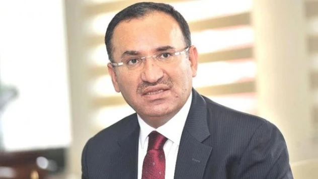 Bekir Bozdağ koronavirüse yakalandı