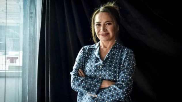 Demet Akbağ: &quot Minicik, küçücük bir rolle başladım&quot