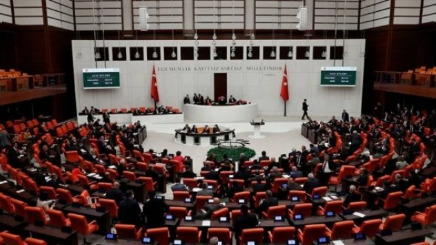 Ekonomiye ilişkin 'torba' kanun teklifi TBMM Başkanlığına sunuldu