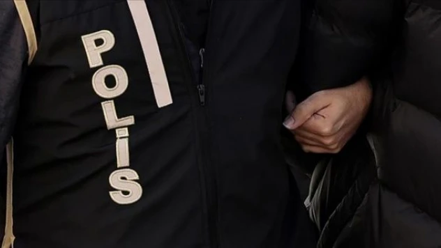 İstanbul'daki TÜGVA Temsilciliği önüne patlayıcı bırakan terörist yakalandı