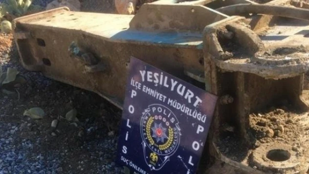 Malatya'da iş makinesi soyuldu!