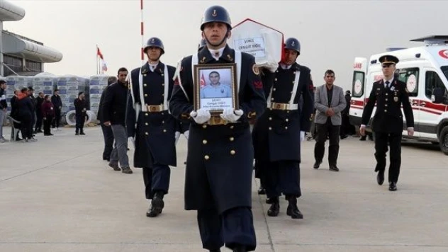 Şehit Cengiz Yiğit Ağrı'da son yolculuğuna uğurlandı