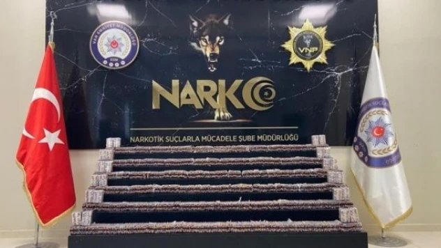 Van'da 28 bin uyuşturucu geçirildi!