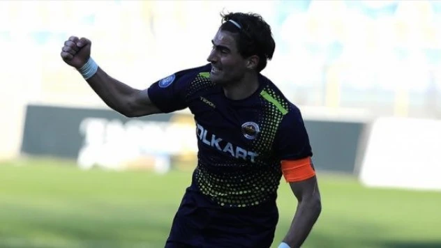 O isim 1'inci Lig'de 7 sezon sonra gol kralı oldu!
