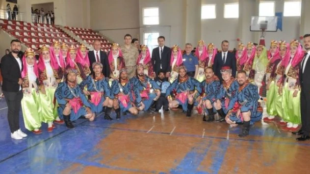 Bulanık'ta 19 Mayıs Atatürk'ü Anma Gençlik ve Spor Bayramı törenle kutlandı