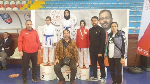 Erzurum'da ANALİG Karate Türkiye Yarı Final müsabakaları düzenlendi